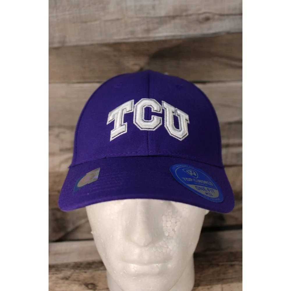 NWT Top‎ of the World TCU University Fitted Hat Size M/L Purple